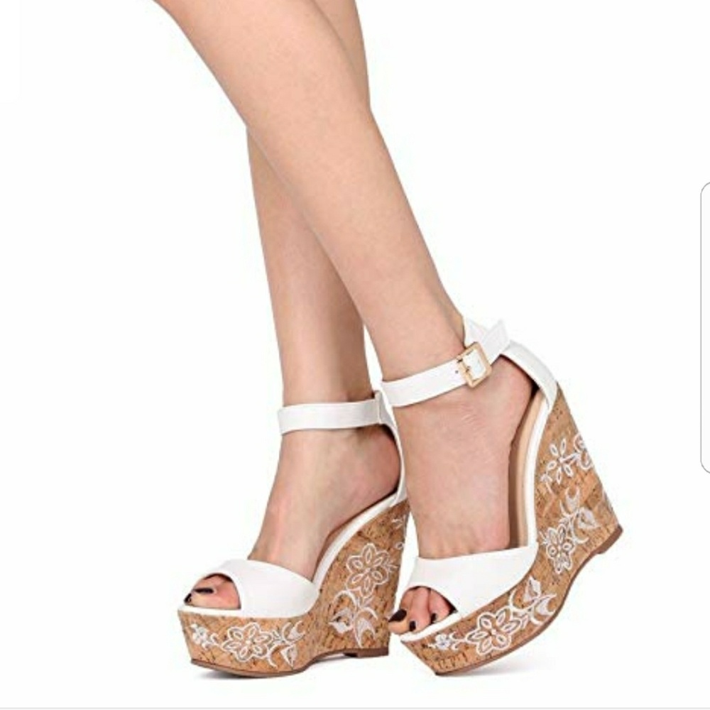 Ozzy-2 White Peep Toe Faux Cork Embroidered Wedge